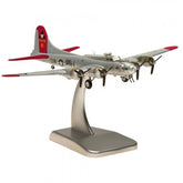 Avião Daron Hogan USAF B-17 Aluminium Overcast HG5972 Escala 1/200 - Modelo Aviador